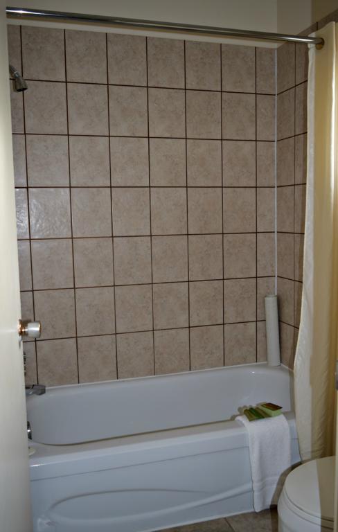 Centre Suite Inns Motel Bonnyville Extérieur photo
